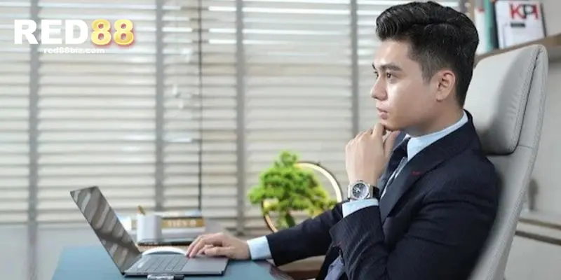 CEO Gia Minh – Đam Mê Đi Cùng Thành Công Của Nhà Cái RED88 3 Đam mê, nỗ lực đóng góp hết mình cho sự phát triển của nhà cái RED88